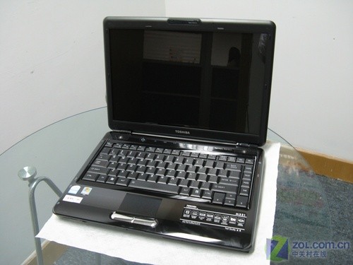 T3400芯3470独显 东芝M331天籁黑本上市 T3400芯3470独显 东芝M331天籁黑本上市