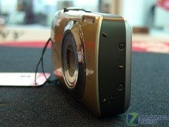 高清摄像卡片机 佳能IXUS110降100元