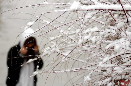 兰州降下鹅毛大雪 甘肃气温将下降6-8℃(图)