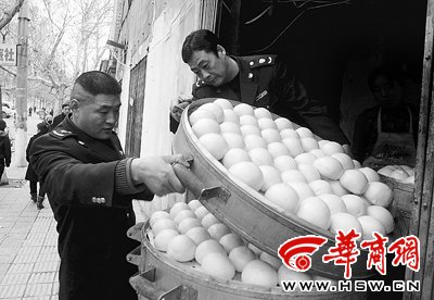 面点师傅曝为增加馒头鲜味加入敌敌畏(图)