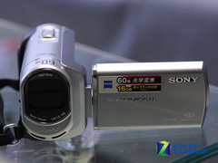 60X光变16G闪存DV 索尼SX60上市仅2750元 60X光变16G闪存DV 索尼SX60上市仅2750元