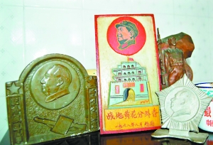 77岁老战士家藏146枚纪念章(组图)