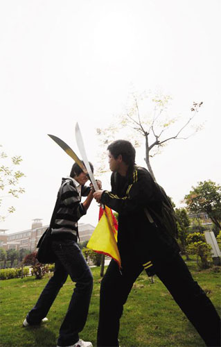 女生成武侠协会“大当家” 最想学凌波微步