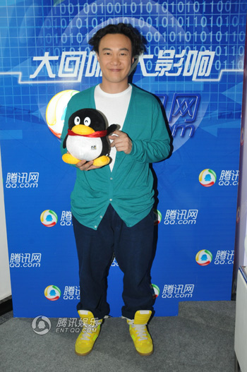 陈奕迅作客不改搞怪本色 承诺粤语歌比重占上风(图)