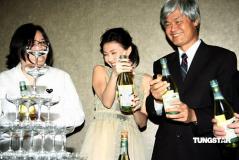 孙燕姿要登台北小巨蛋母亲现身为女儿打气(图)