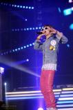 组图:东方神起李志勋等韩星聚首开演唱会