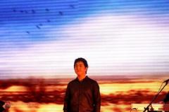 额尔古纳《往日时光》首发韩红期望合作(组图)