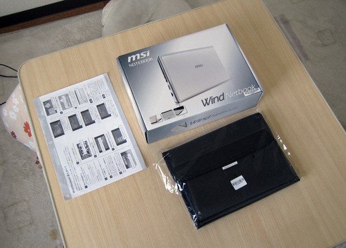 微星10英寸Wind U123上网本拆箱(组图)