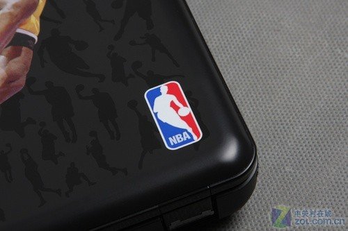 篮球迷必看!联想NBA版Y450首发图赏