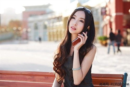 唯美的绝佳诠释 联想S900价格真不贵