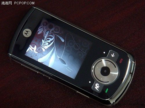 丽音通话真清晰 摩托罗拉VE66不足2千元