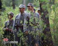 黄晓明加盟《建国大业》变身帅气解放军(组图)