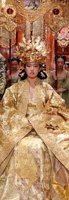 《大内密探灵灵狗》热拍 吴君如造型“抄”巩俐