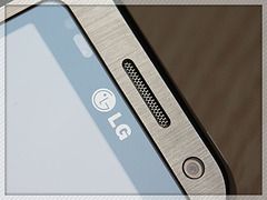 革命性UI界面 LG KM900改版机超值促销