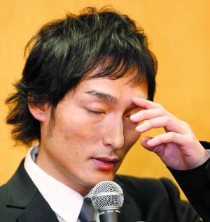 醉酒裸奔人气反升 草剪刚火速复出工作全面开花