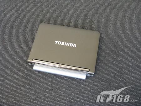 6月杀入内地市场 东芝NB200上网本小评