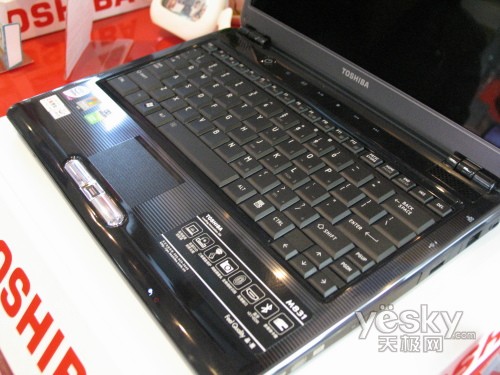 酷睿2双核13寸小屏幕 东芝M831仅售6000元