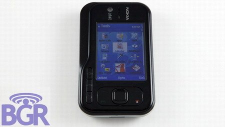 搭载S60平台 诺基亚侧滑盖6790真机曝光