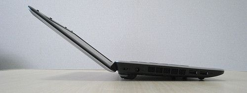 世界首款SSD加HDD双硬盘上网本拆箱