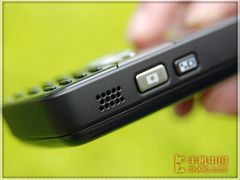 500万像素S60系统 诺基亚N82再爆新低价