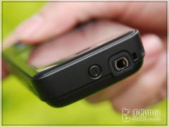 500万像素S60系统 诺基亚N82再爆新低价