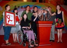 刘岩任“舞梦童圆”爱心大使11月重返舞台(图)