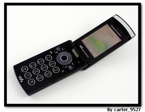 8日特价:索尼爱立信W980i仅售1390元