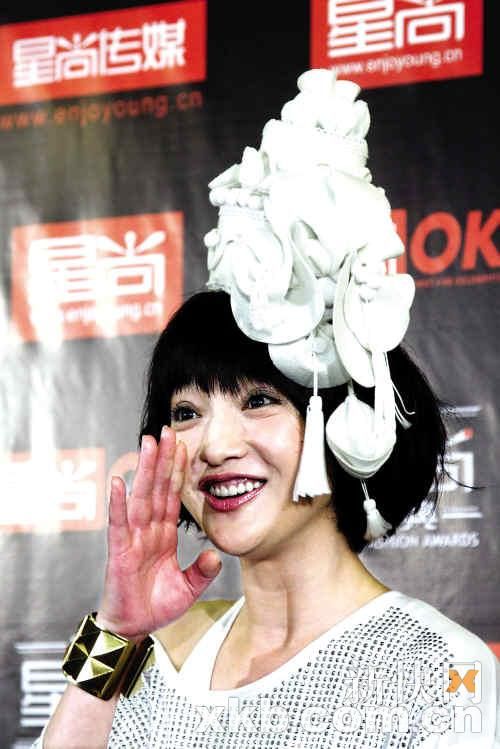 周迅推行环保三日倾城 接连亮相气势如虹(组图)
