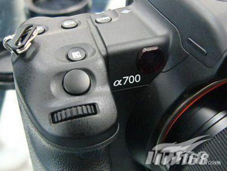 全画幅单反相机索尼α700售价仅5200元