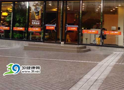 资深鸡贩:宰鸡20年未见此种KFC鸡血管!