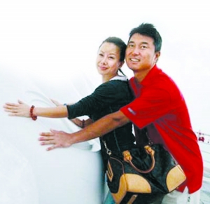 满文军妻子李俐涉毒被正式批捕(图)