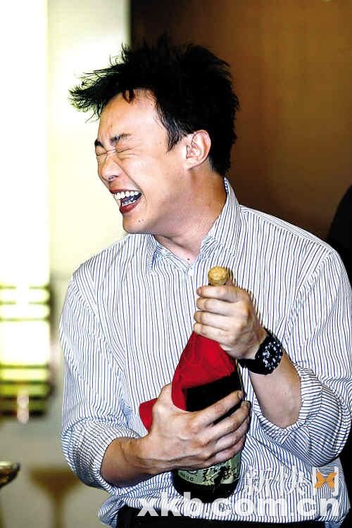 陈奕迅7月广州再开唱 去年个唱遇台风留遗憾