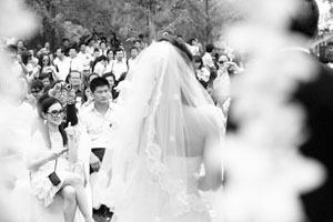 刘璇现身毕文静婚礼被传自杀后首度亮相(图)