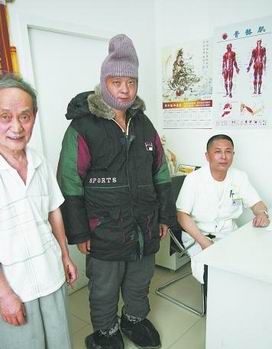 北川男子夏天穿棉袄当了4年“北极人”