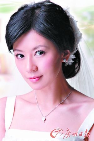 贾静雯处心积虑进豪门? “夺女”疑其自导自演