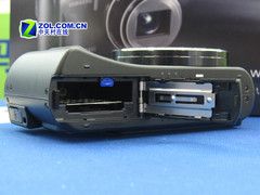 性价比严重超标 两千以下长焦相机推荐