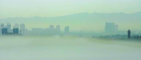 成都雨后出现奇景 市民称看见海市蜃楼(图)