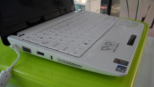 华硕11.6英寸Eee PC上网本实机曝光