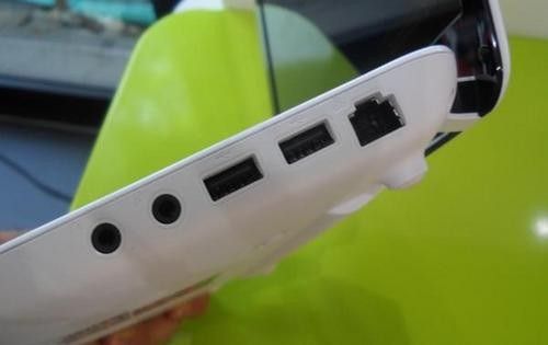 华硕11.6英寸Eee PC上网本实机曝光