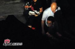 刘烨北京举行法式婚礼妻子秀红旗袍(组图)
