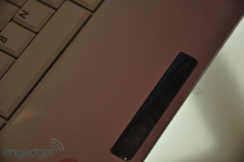 迪斯尼12岁以下学生用上网本实机(图)