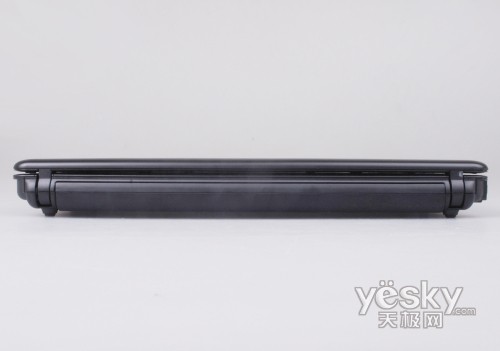 硬派男人装 惠普Compaq511笔记本评测解析