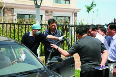 大庆一人花20万买凶杀人 因体貌相似纪委书记