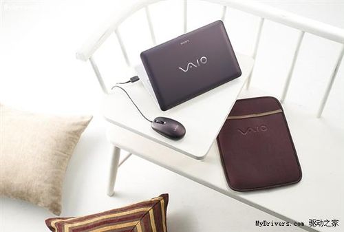 索尼首款上网本发布 10.1寸VAIO W