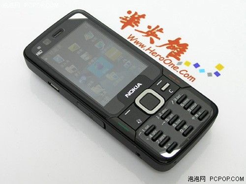 芬兰风情 诺基亚N82今日大破2000元