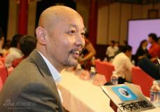 群星齐贺影协成立60年成龙幽默致辞称想当主席