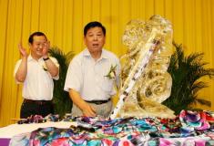 群星齐贺影协成立60年成龙幽默致辞称想当主席
