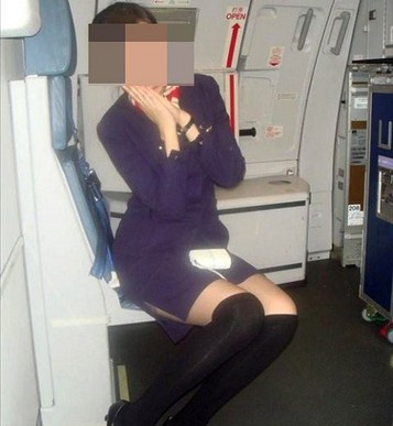 网络流传上海<em>空姐门</em><em>事件</em> 内容火爆(组图)-<em>空姐</em>