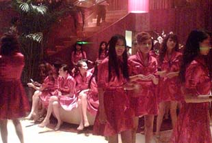 洗浴<em>按摩</em>不仅是<em>保健</em>服务业