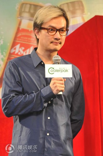李泉筹备个人音乐会 希望外界给曾轶可减压(图)
